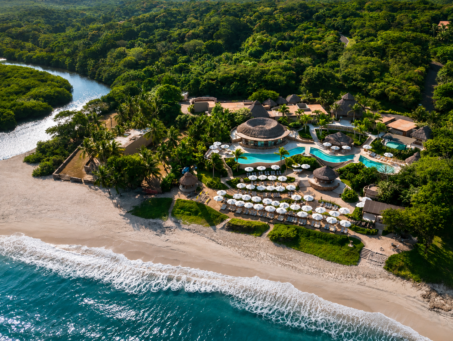 Kupuri Beach Club in Punta Mita